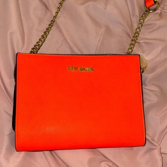 Steve Madden Orange Chain Strap Crossbody Bag - Picture 1 of 4